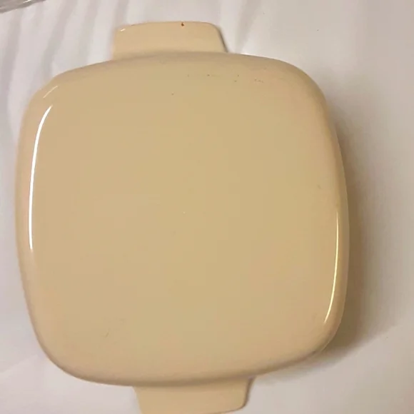 Corningware Wildflower on cream 1.5 qt ceramic casserole w lid Like new unusual - Picture 6 of 7